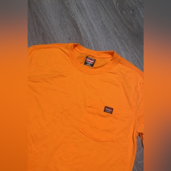 Wrangler workwear Men's Vibrant Orange Tee - Picture 2 of 4